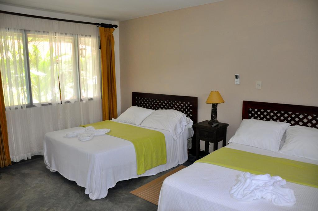 Hotel Hacienda Del Mar Puerto Carrillo Room photo